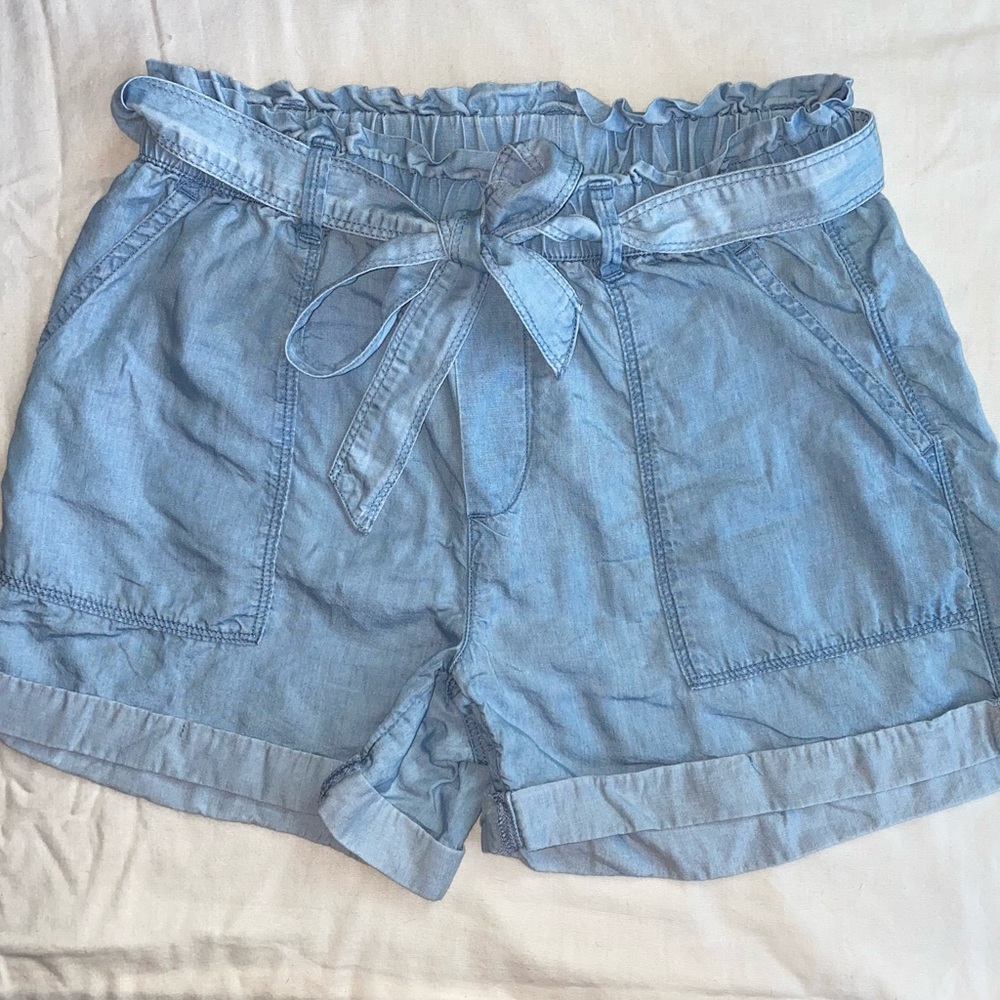 Aeries camp shorts 🦋